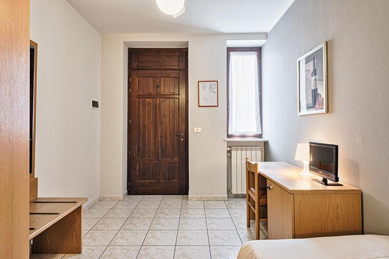 Hotel Celestino Piobesi Torinese Exterior photo